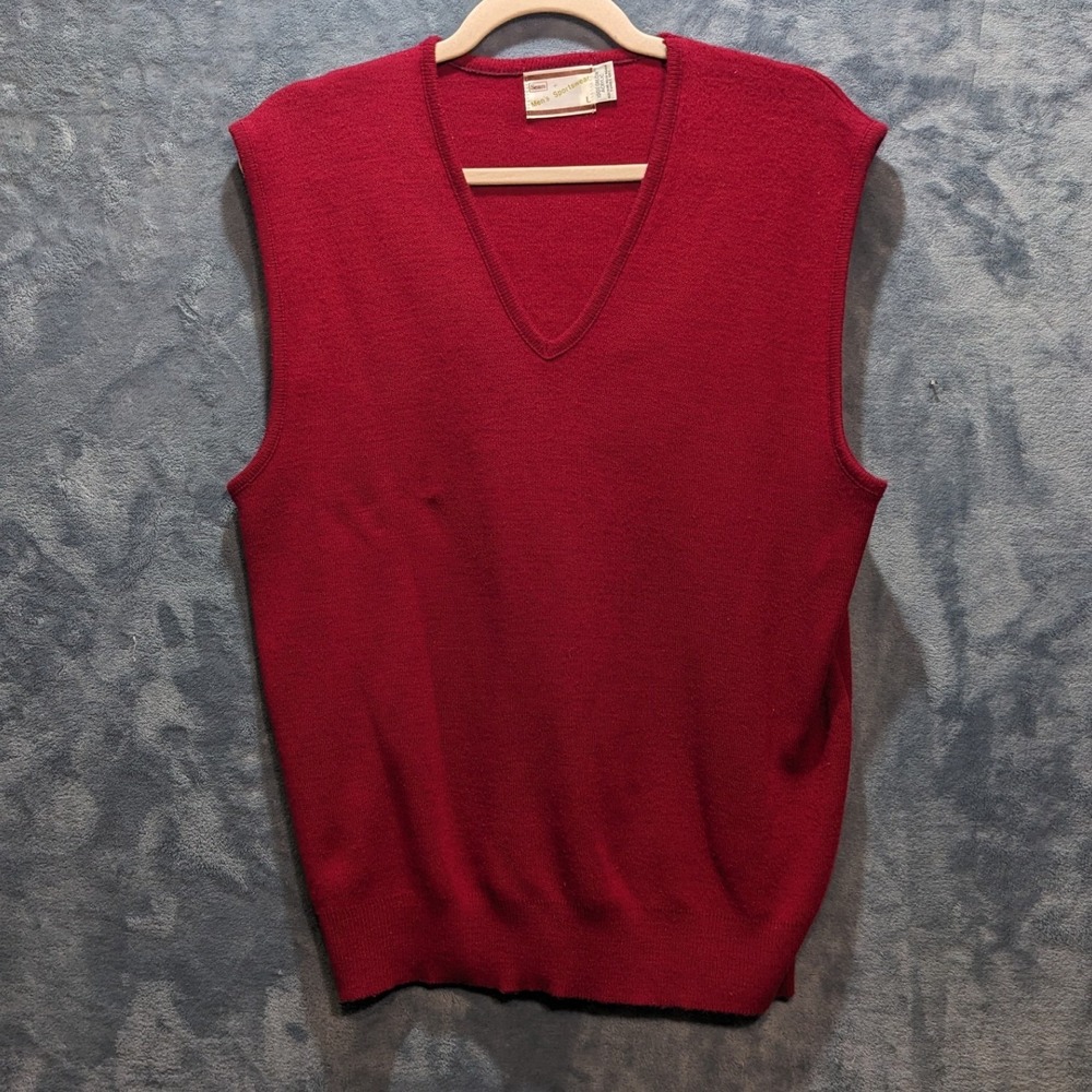 Vintage Sears Mens Sportswear Red V-Neck Sweater Vest Orlon Acrylic Large